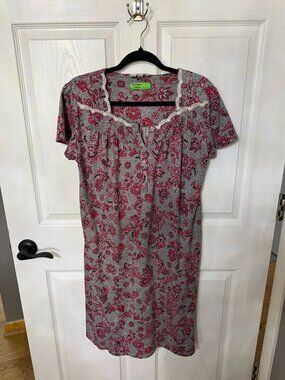 Secret Treasures Short Sleeve Nightgown